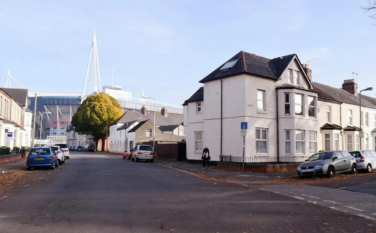 City Centre Retreat Near Stadium With Free Parking - Sleeps 3 卡迪夫 公寓